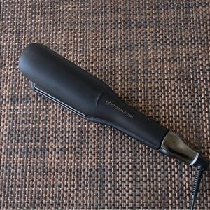 ghd chronos max hair straightener